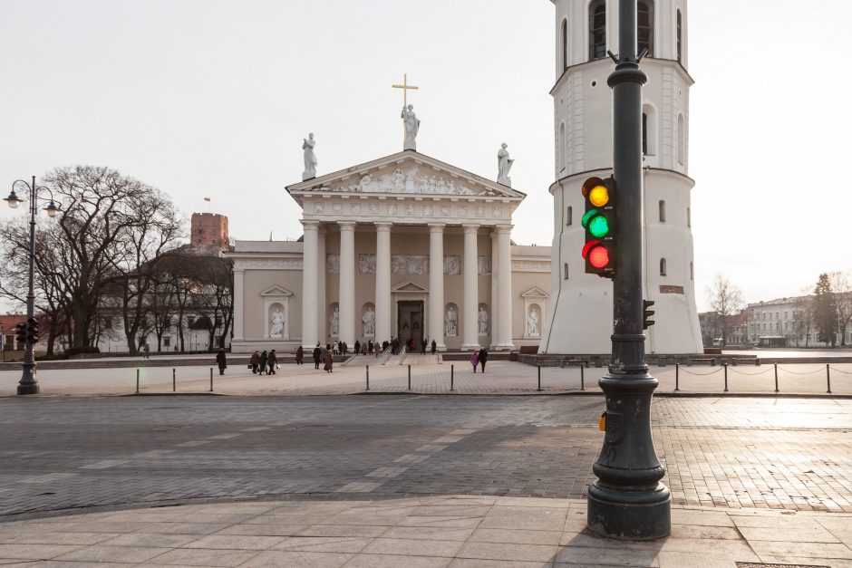 Šimtmečio proga sostinės šviesoforai „įjungs“ Trispalvę