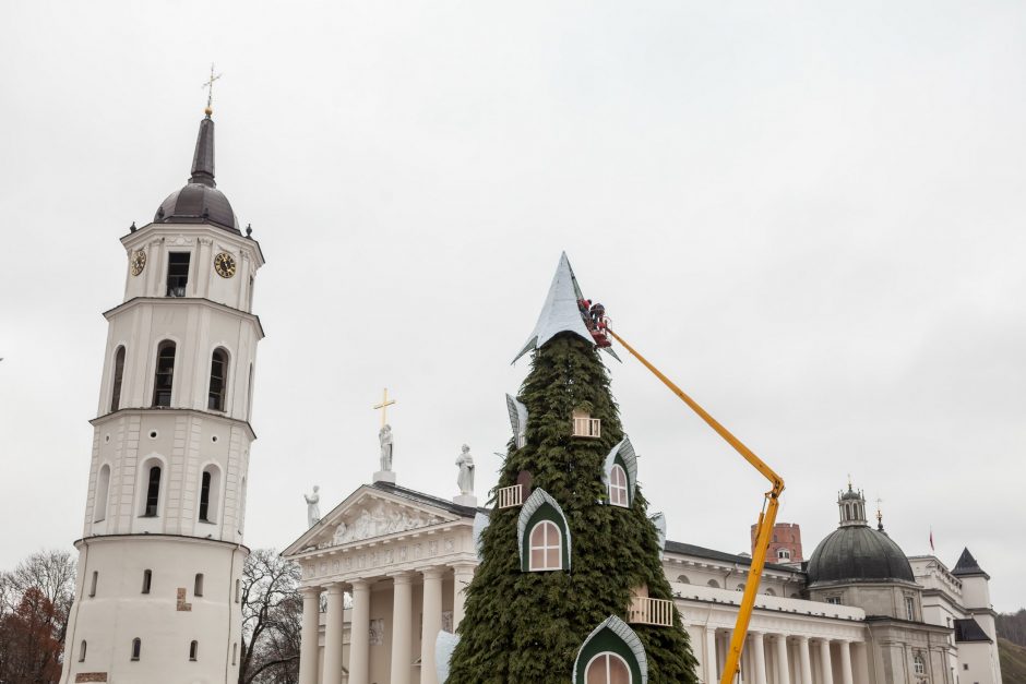 Netrukus sužibs sostinės Kalėdų eglė