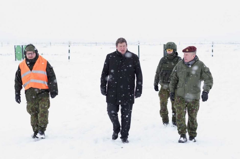 R. Karoblis susitiko su į JT operaciją Malyje išvykstančiais Lietuvos kariais