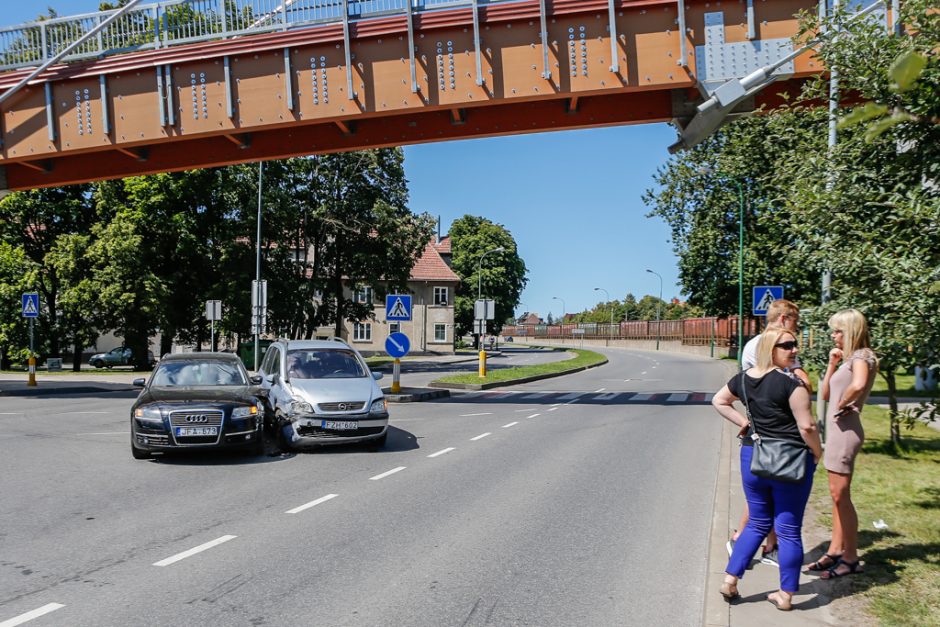 Avarija Priestočio ir Šaulių gatvių sankryžoje