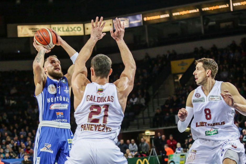 Emocingoje dvikovoje „Lietkabelis“ įveikė „Neptūną“