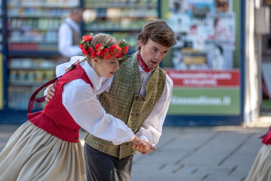 Folkloro festivalio scenoje labiausiai trūko gruzinų