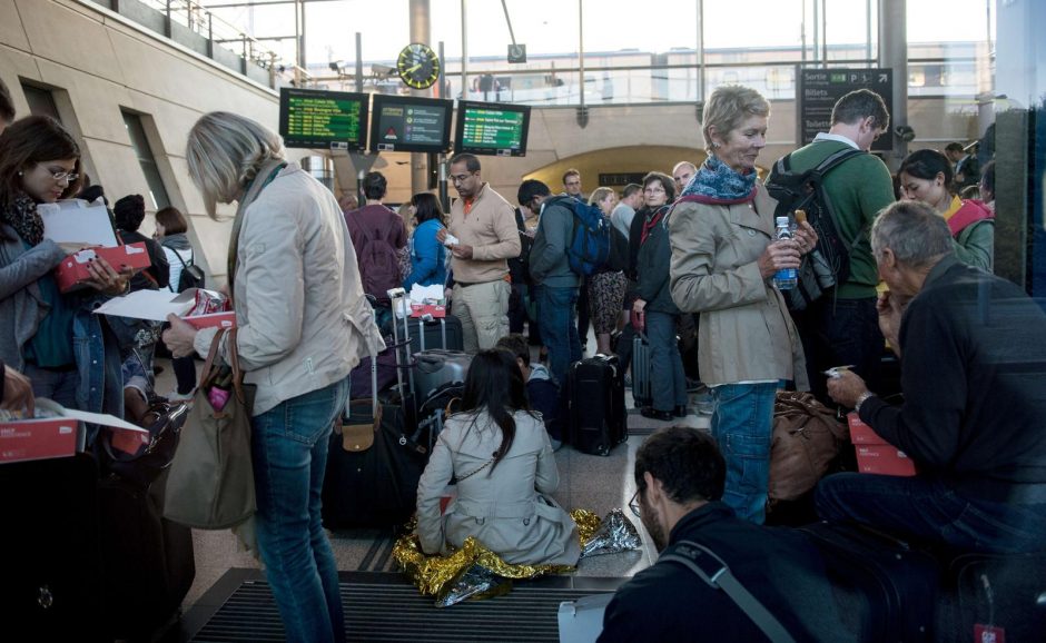 Lamanšo tunelyje migrantai sustabdė traukinių eismą