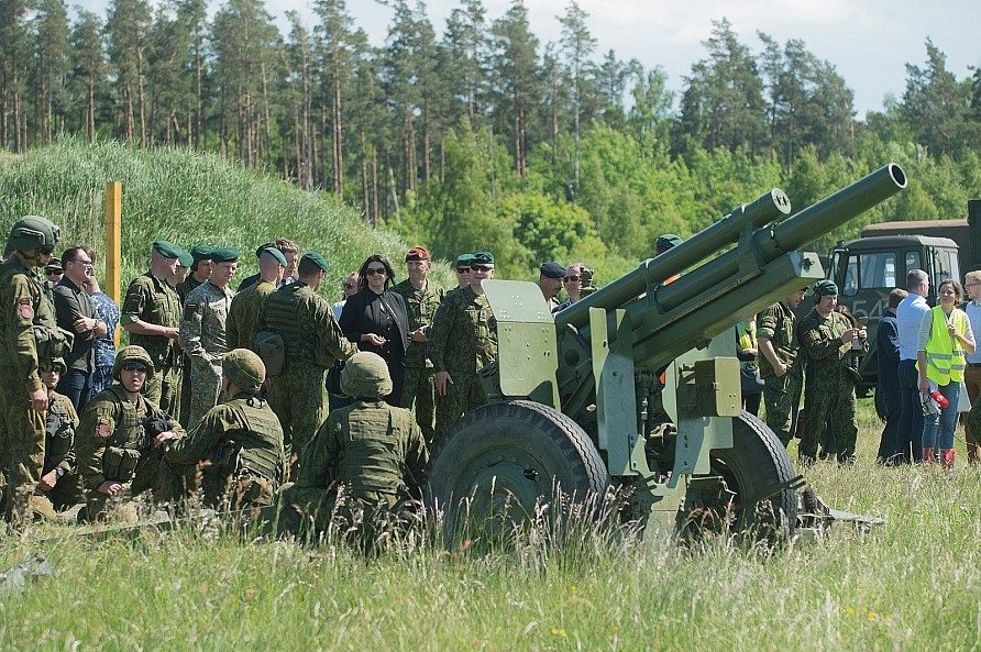 Pratybos „Ugninis griausmas“ persikėlė į pajūrį