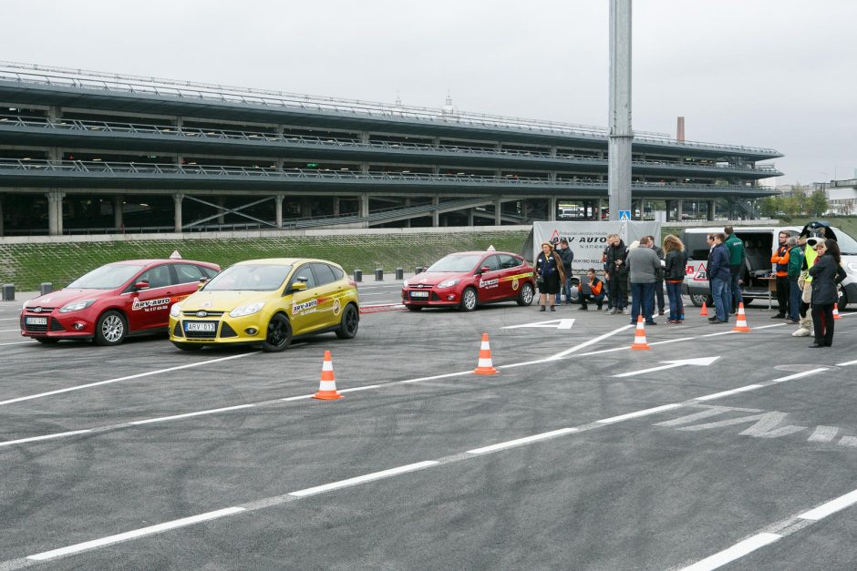 Ateities vairuotojai išbandė gelbėjimo techniką