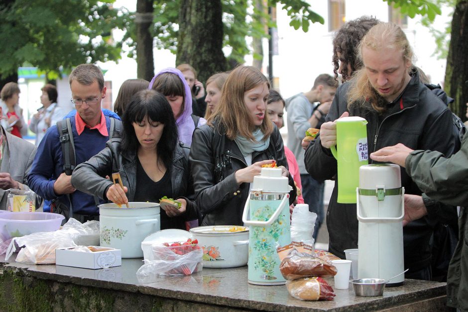 Ar ilgam protestuotojai okupavo Miesto sodą?