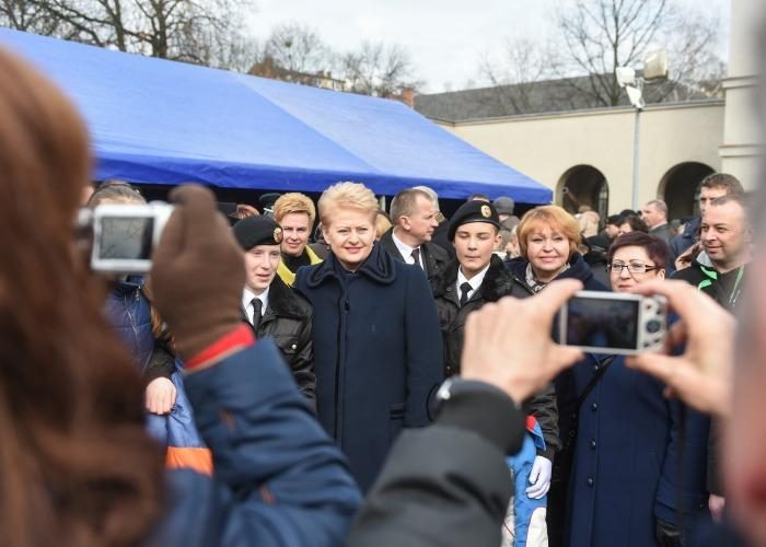 Prezidentė Kaune išgirdo kadetų priesaikas