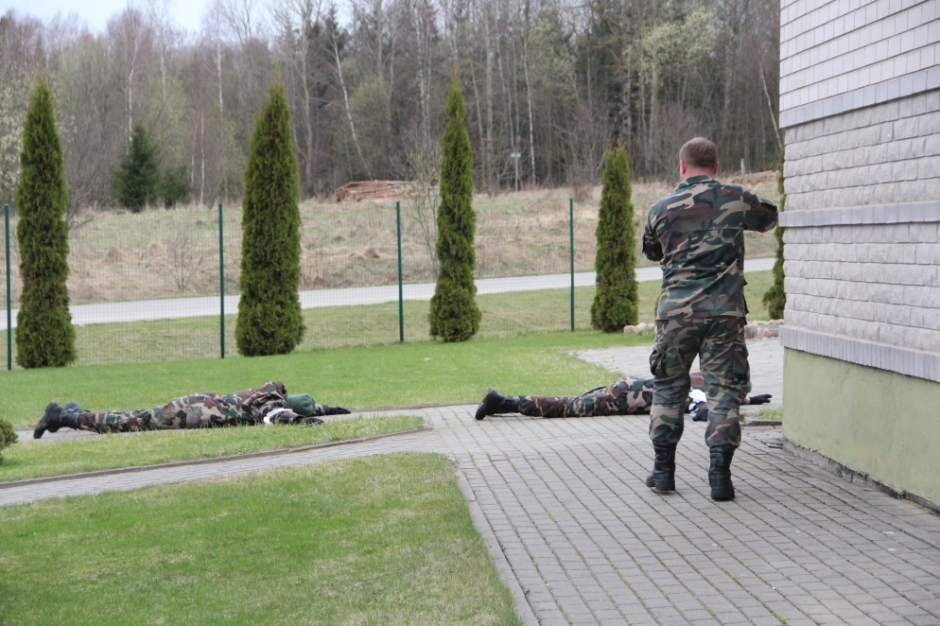 Apie 700 Lietuvos pareigūnų mokėsi atremti „žaliuosius žmogeliukus“