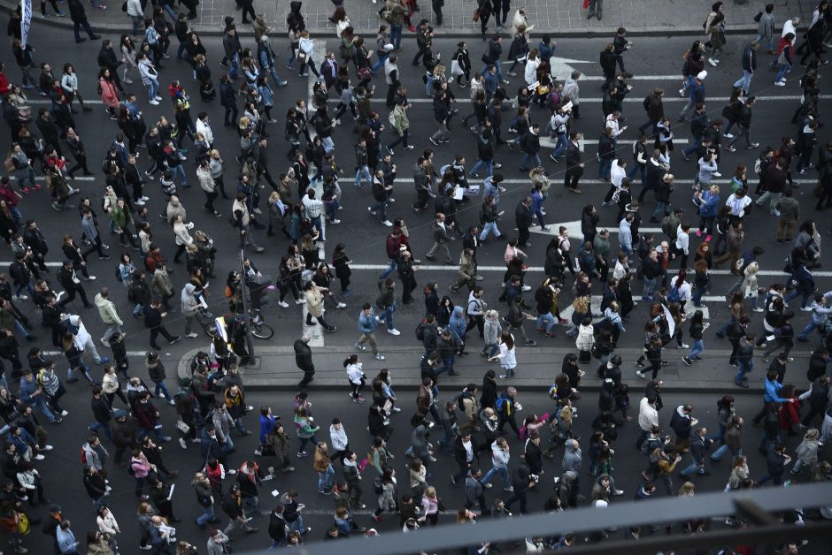 Serbijoje jau trečią dieną vyksta protestai prieš išrinktąjį šalies prezidentą