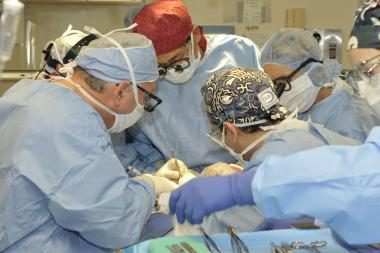 Chirurgas pasisavino paciento skrandyje rastą maišelį su heroinu