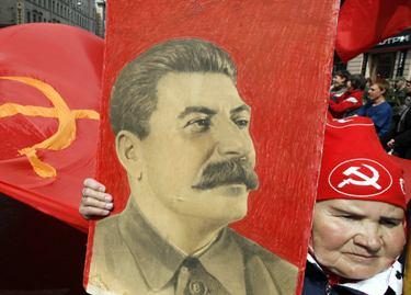Stalinas pretenduoja tapti populiariausiu rusų veikėju
