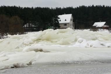 Kauno rajone, Neryje, susidarė ledų sangrūda (papildyta)
