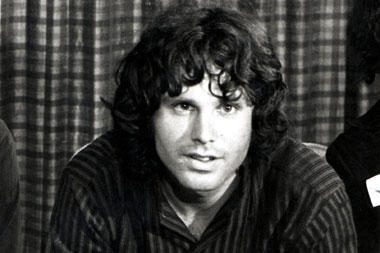 „The Doors“ lyderiui J.Morrisonui panaikinti kaltinimai dėl nepadoraus elgesio
