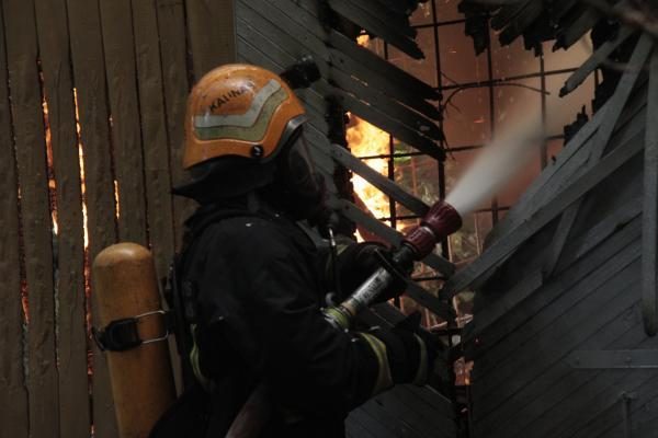 Panevėžio, Radviliškio rajonuose ir Vilniuje padegti trys pastatai