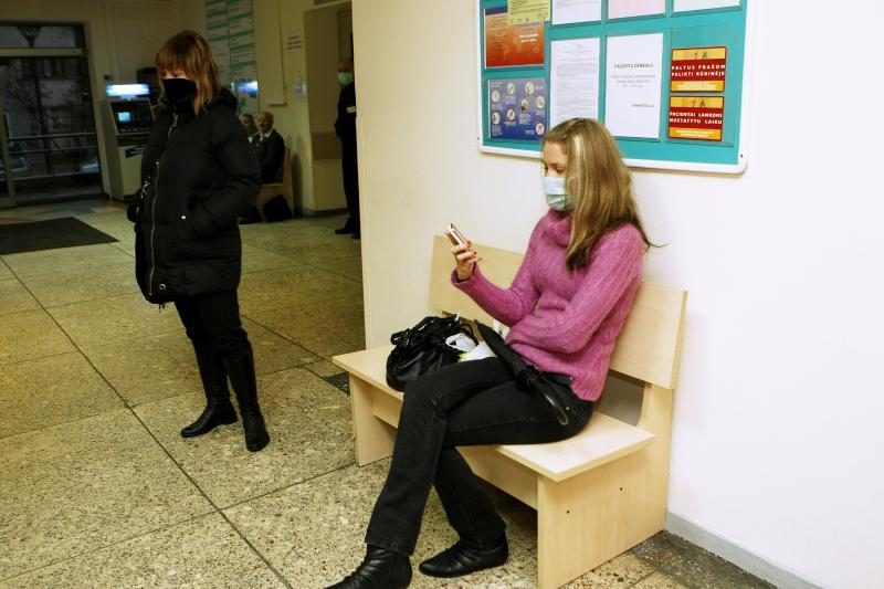 Vilniuje       atšaukiamas        gripas