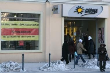 „Sarma“ uždaro parduotuvę Gedimino prospekte (papildyta 14.30 val., nuotraukos)