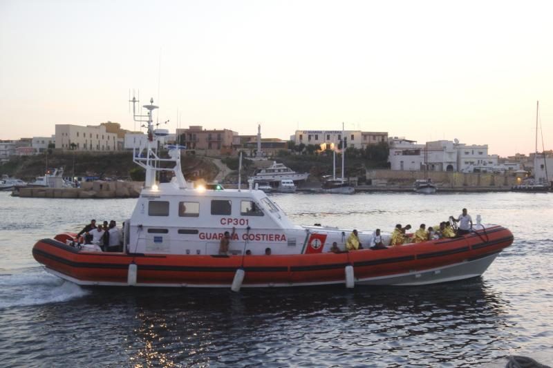 Italijoje ir Maltoje išsilaipino šimtai migrantų