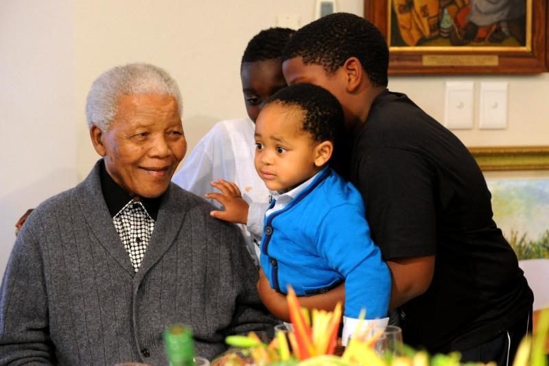 Nobelio taikos premijos laureatas N. Mandela išrašytas iš ligoninės