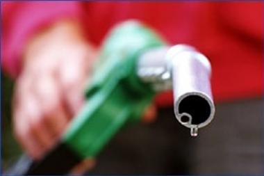 Degalų kainos: per parą benzinas pabrango 4 centais, dyzelinas - net 6 