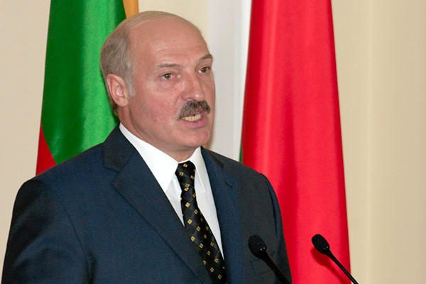 Minskas leido dalyvauti prezidento rinkimuose visiems dešimčiai kandidatų