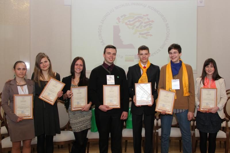 Tarp jaunųjų mokslininkų konkurso laureatų – trys Kauno moksleiviai