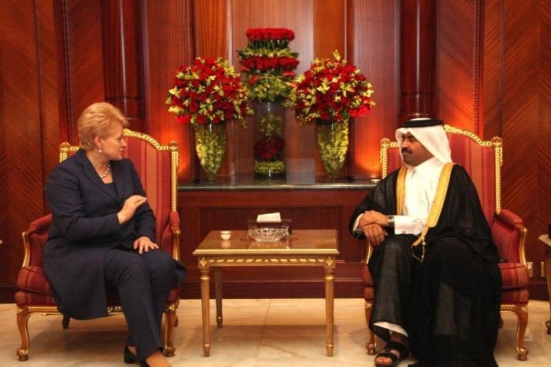 Prezidentė Katare tariasi dėl dujų tiekimo į terminalą