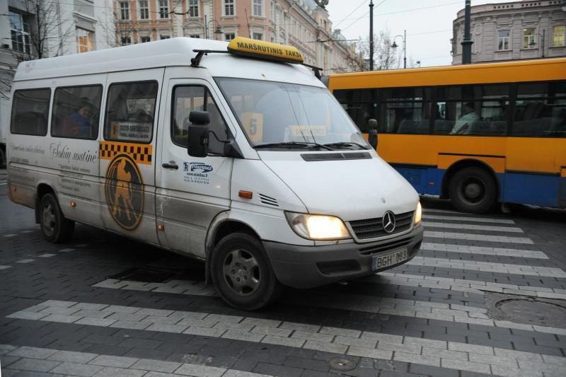 Mikroautobusams Vilniuje teks tenkintis privežimo maršrutais