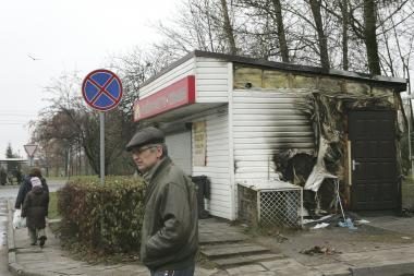 Kaune padegtas kebabais prekiavęs kioskas