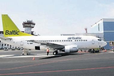 Ministerija ragina nepolitizuoti oro bendrovių ginčo