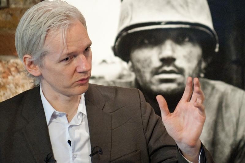 J. Assange'as: kitais metais paskelbsime milijoną dokumentų