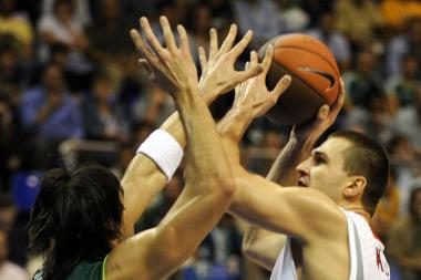 „Olympiakos“ su L.Kleiza - nesustabdomi