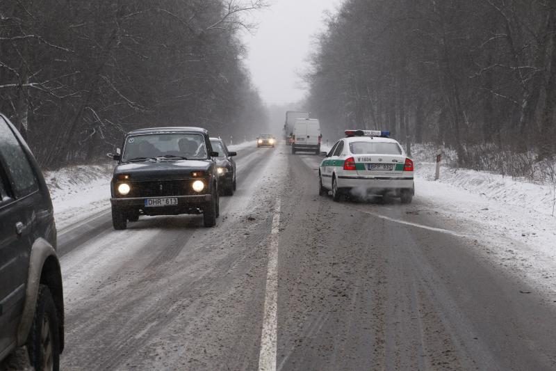 Vilniuje po ratais žuvo keliu ėjęs jaunas vyras