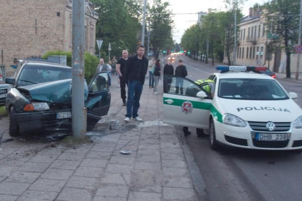 Per avariją Vilniuje nukentėjo trys žmonės