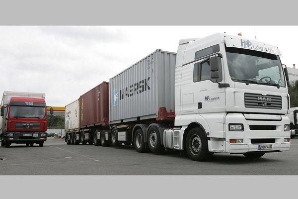 Vokiečiai šalies keliuose nepageidauja „sunkvežimių – monstrų“