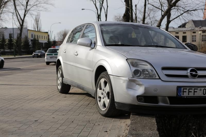 Klaipėdos centre vairuotoją ištiko širdies priepuolis 