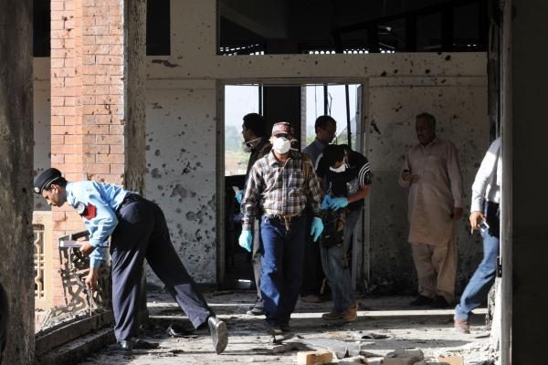 Pakistanas: bombų sprogimai universitete pražudė mažiausiai 7 žmones