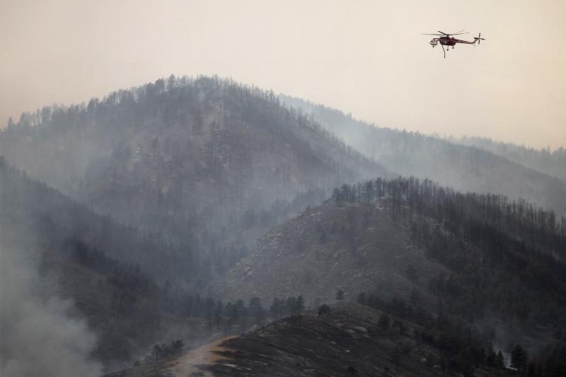 JAV dega didžiuliai miškų plotai, pradėta gyventojų evakuacija