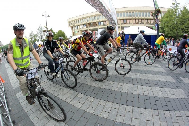 Sekmadienį Vilnius atiduotas dviratininkams