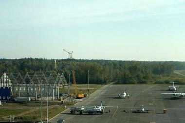 Kauno oro uoste baigtas rekonstruoti kilimo-tūpimo takas