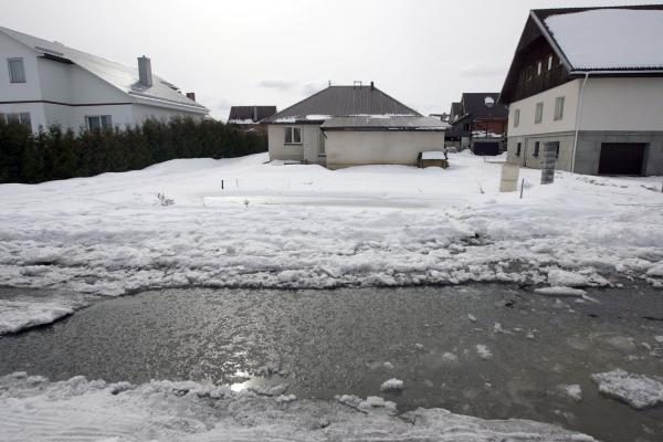 Potvynis į neviltį varo ir Vilniaus rajono gyventojus