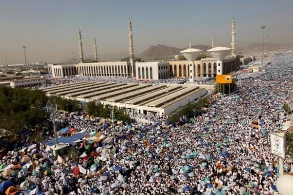Hadžas: daugiau nei 2 mln. musulmonų susirinko maldai