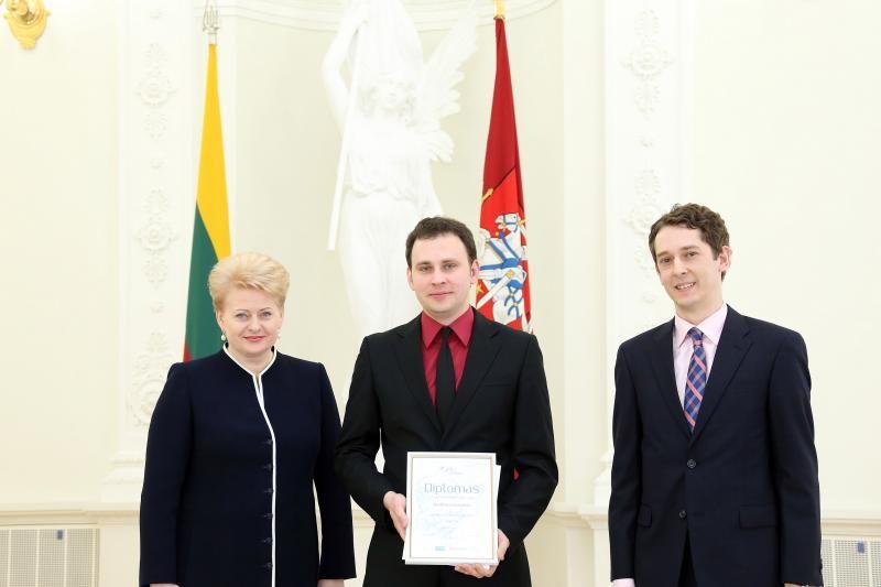 Apdovanoti geriausi 2012-ųjų mokslinių disertacijų autoriai