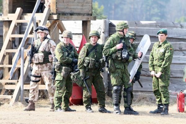 Kairių poligone – Afganistano karių pratybos