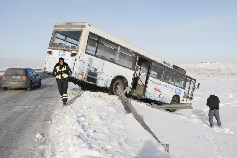 Klaipėdos rajone - ką tik suremontuoto autobuso avarija 