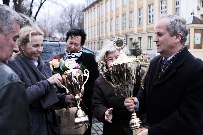 Čempionų laurus nuskynę „Žuvėdros“ šokėjai namo grįžo tyliai