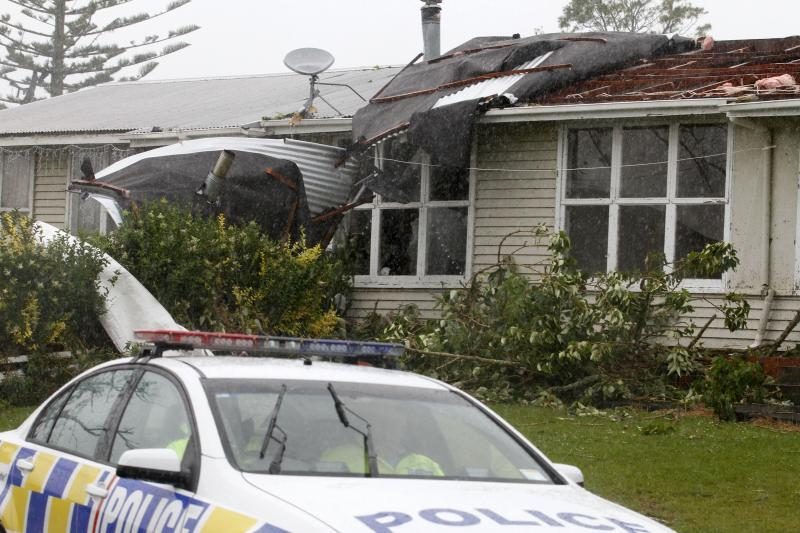 Naujojoje Zelandijoje viesulas nusinešė trijų žmonių gyvybes