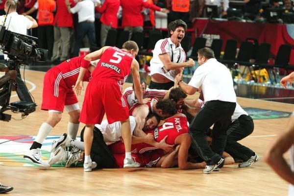 Finale - JAV ir Turkija, dėl bronzos lietuviai kausis su serbais