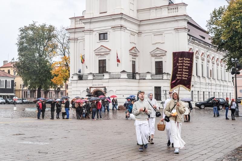 Kauno senamiestis šventiškai išlydėjo vasarą