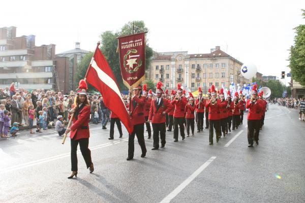 Jūros šventės akcentui - žiūrovų ovacijos