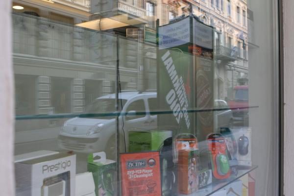 Vilniaus senamiestyje - žaibiškai apvogta parduotuvė (papildyta)